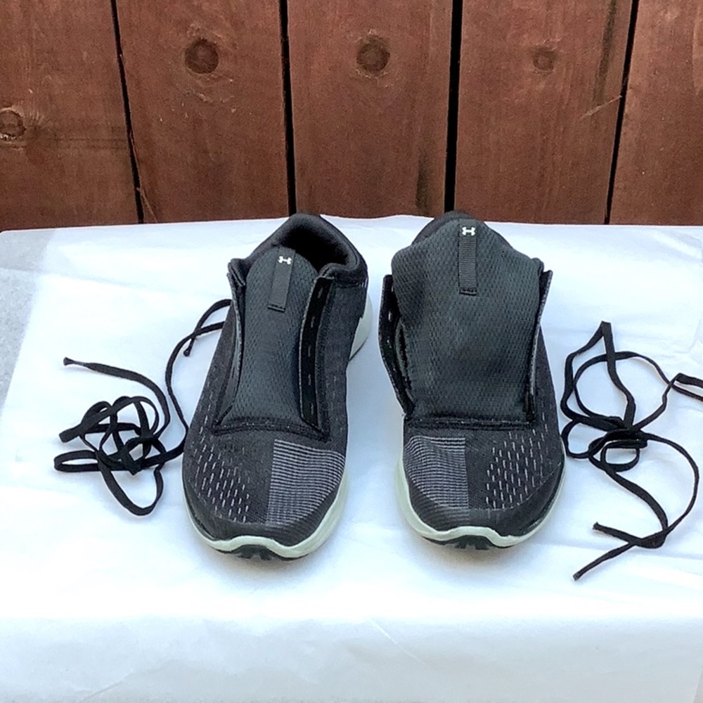 Boys shoes
